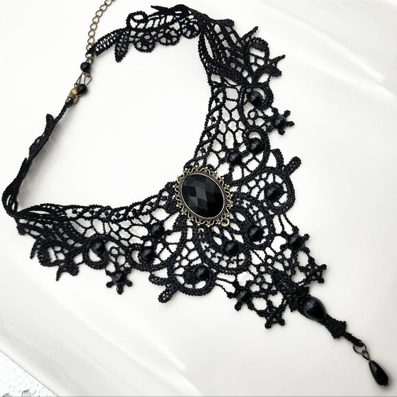 Gothic Victorian Black Lace Necklace - Picture 4 of 6